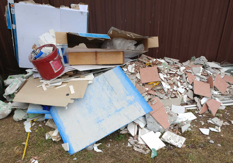 Mixed Heavy Waste for skip bins includes bricks tiles and other general light wastes