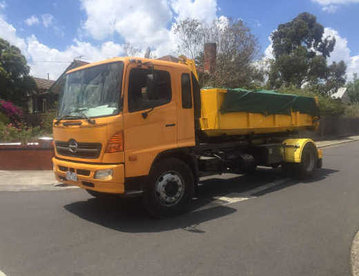 Hook-lift Bin on Truck