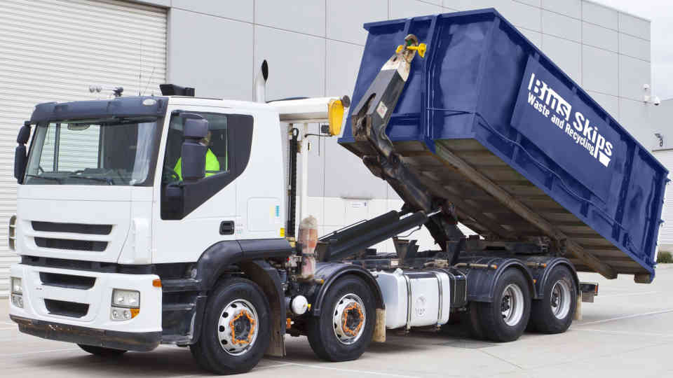 Big Hook Lift Bins Brisbane for Large Projects around town