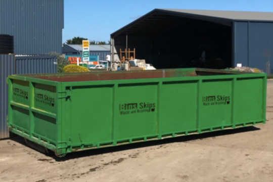 Get a competitive price for skip bins hire of commercial sized hook bin