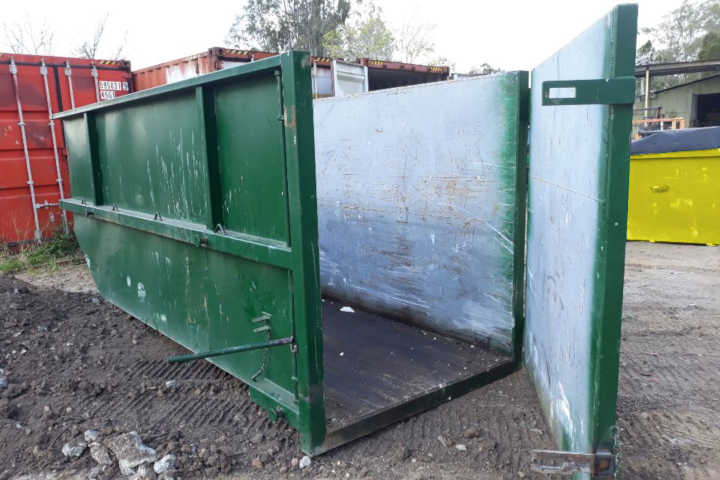 12 cubic mete bin with barn door