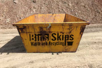 mini skips or mini skip bins are for small jobs and are bins sizes like 2.0m³ and 3.0m³
