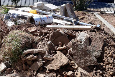 Heavy waste including concrete and dirt