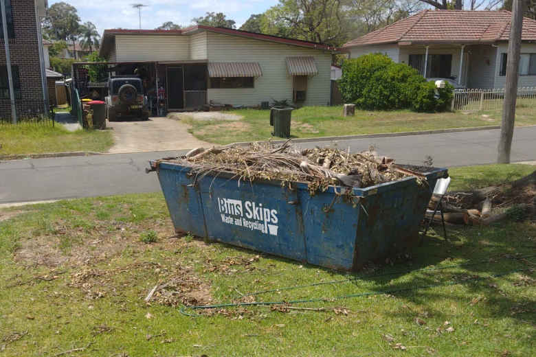 General Light Waste skip bin in Craigmore