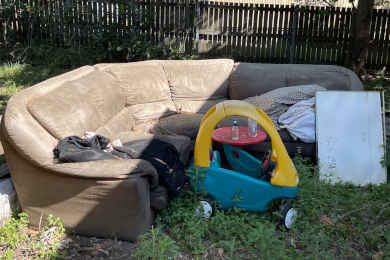 someone needs a rubbish bin for thle light waste type
