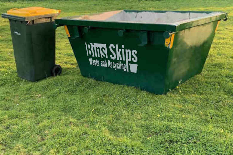 Skip Bin Hire Berrigan delivering Skips Bins to Tocumwal & Finley