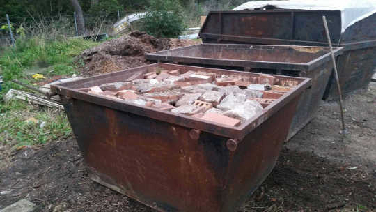Knox Brick recycling Skip Bin in Rowville