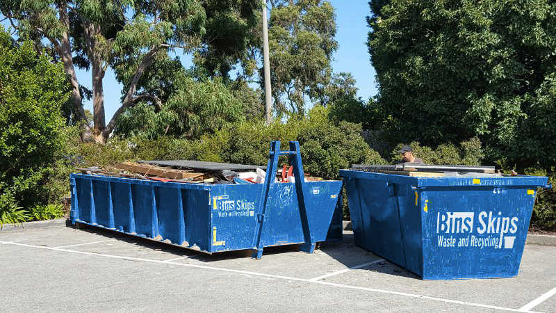 Western Australia Skip Bin Hire for all sorts of bins and skips